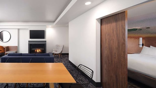 Images River's Edge Hotel Portland, Tapestry Collection by Hilton