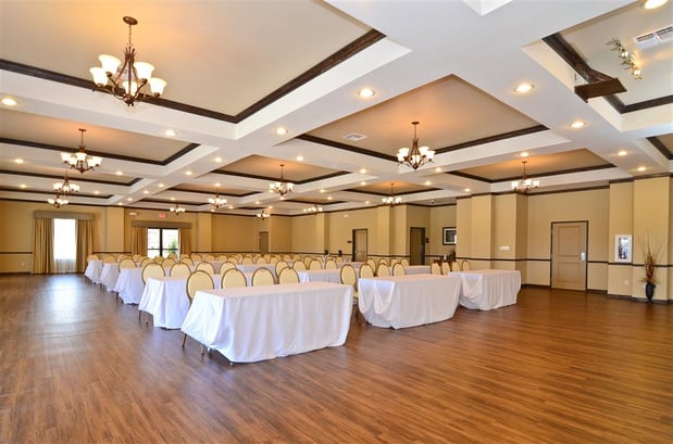 Images Best Western Plus Emory at Lake Fork Inn & Suites