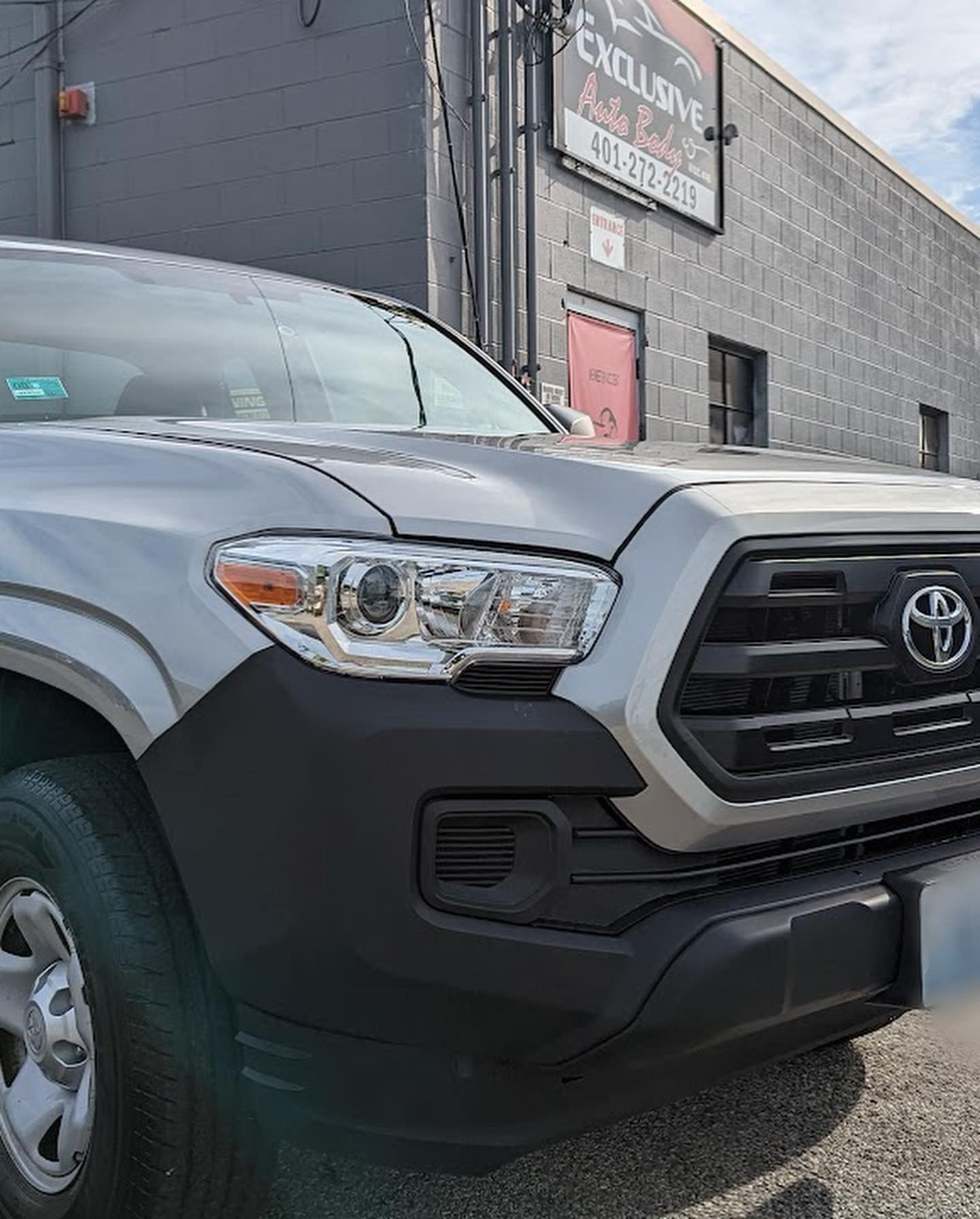 Exclusive Auto Body, LLC Image