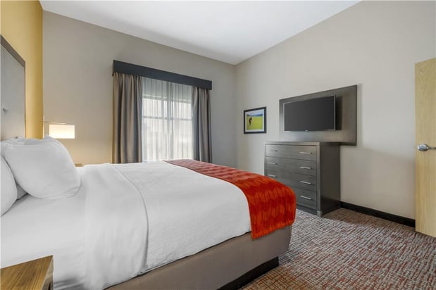 Images Best Western Plus Elizabethtown Inn & Suites