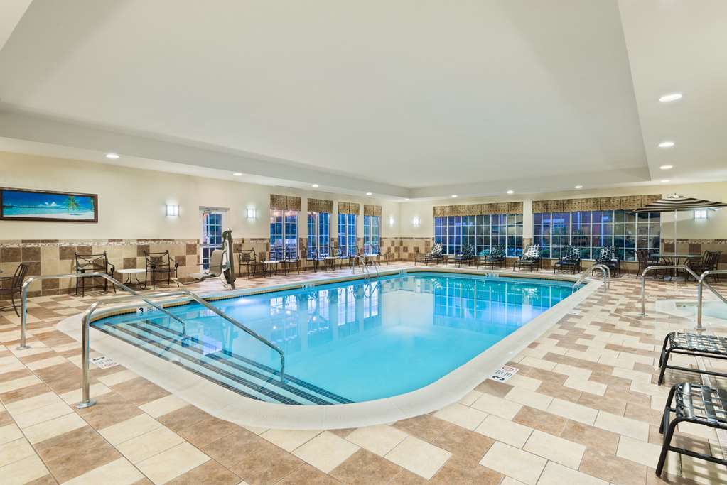 Pool Homewood Suites by Hilton Buffalo-Amherst Buffalo (716)833-2277