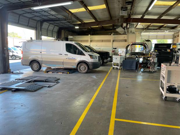 Images Select One Automotive & Collision