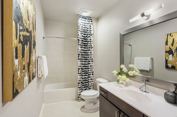 Images Avant at the Arboretum Apartments