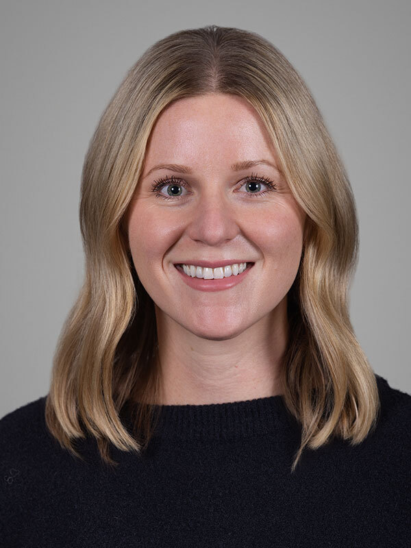 Andie J Veren, NP - Indianapolis, IN - Nurse Practitioner, Radiation Oncology, Radiation Oncologist