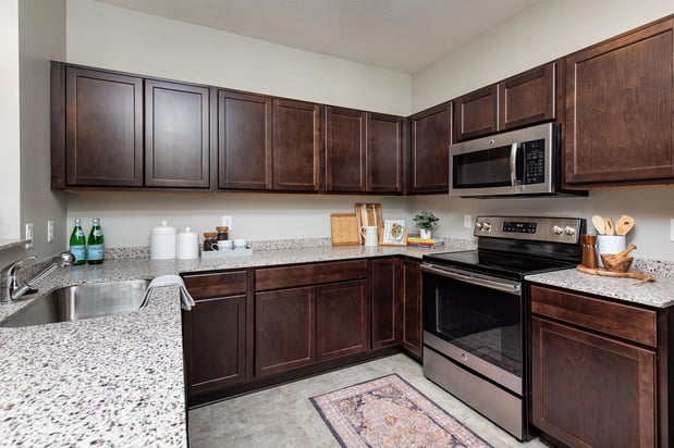 Images Lake Shore Apartments