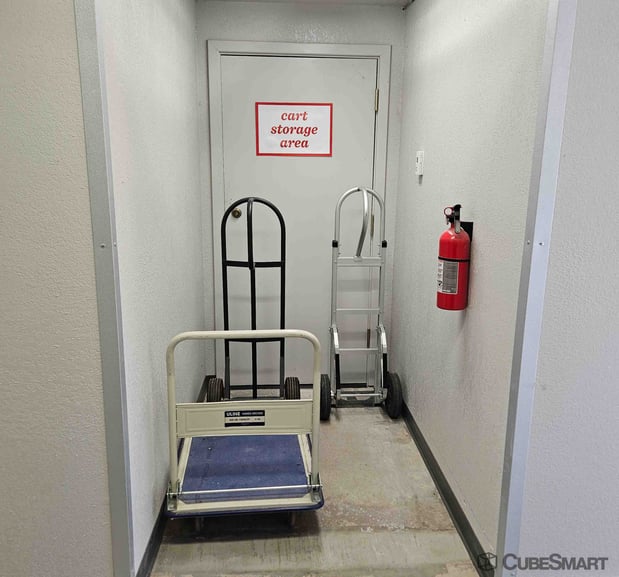 Images CubeSmart Self Storage