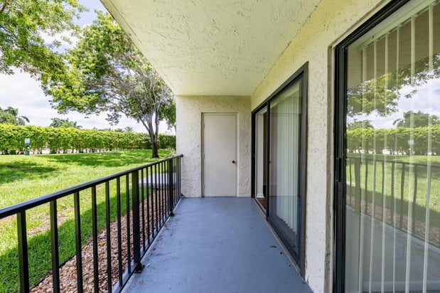 Images Village Place Apartment Homes