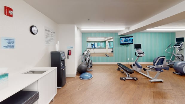 Images Holiday Inn Express South Burlington by IHG