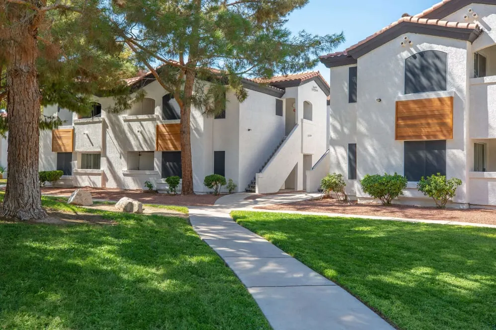Spin Apartments 