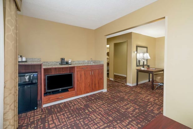 Images Hampton Inn Corydon