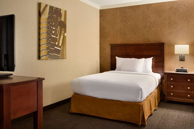 Images Embassy Suites by Hilton Austin Downtown South Congress