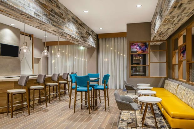 Images Hampton Inn & Suites Raleigh Midtown