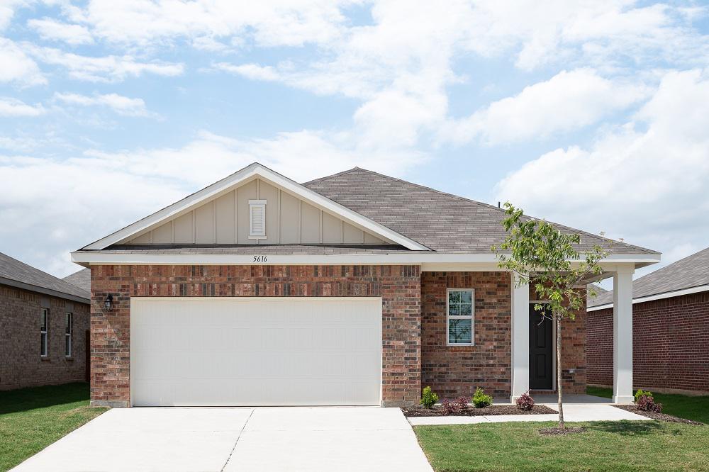 Check out our Glimmer plan in our Seguin neighborhood, Cordova Trails!