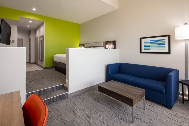 Images Holiday Inn Express & Suites Ventura Harbor by IHG