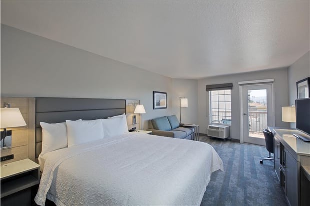 Images Hampton Inn and Suites Hermosa Beach