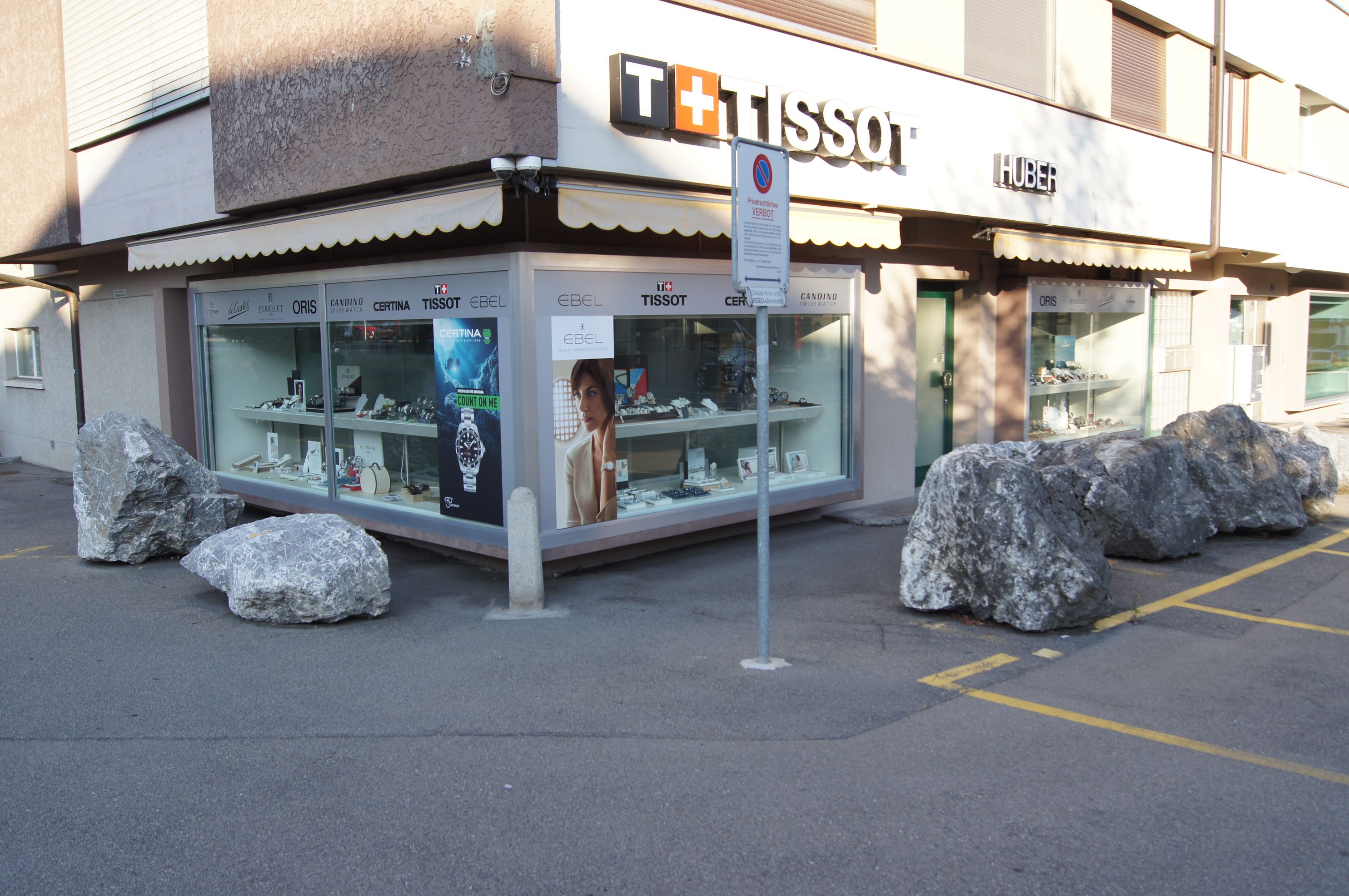 Bilder Huber Uhren Bijouterie GmbH