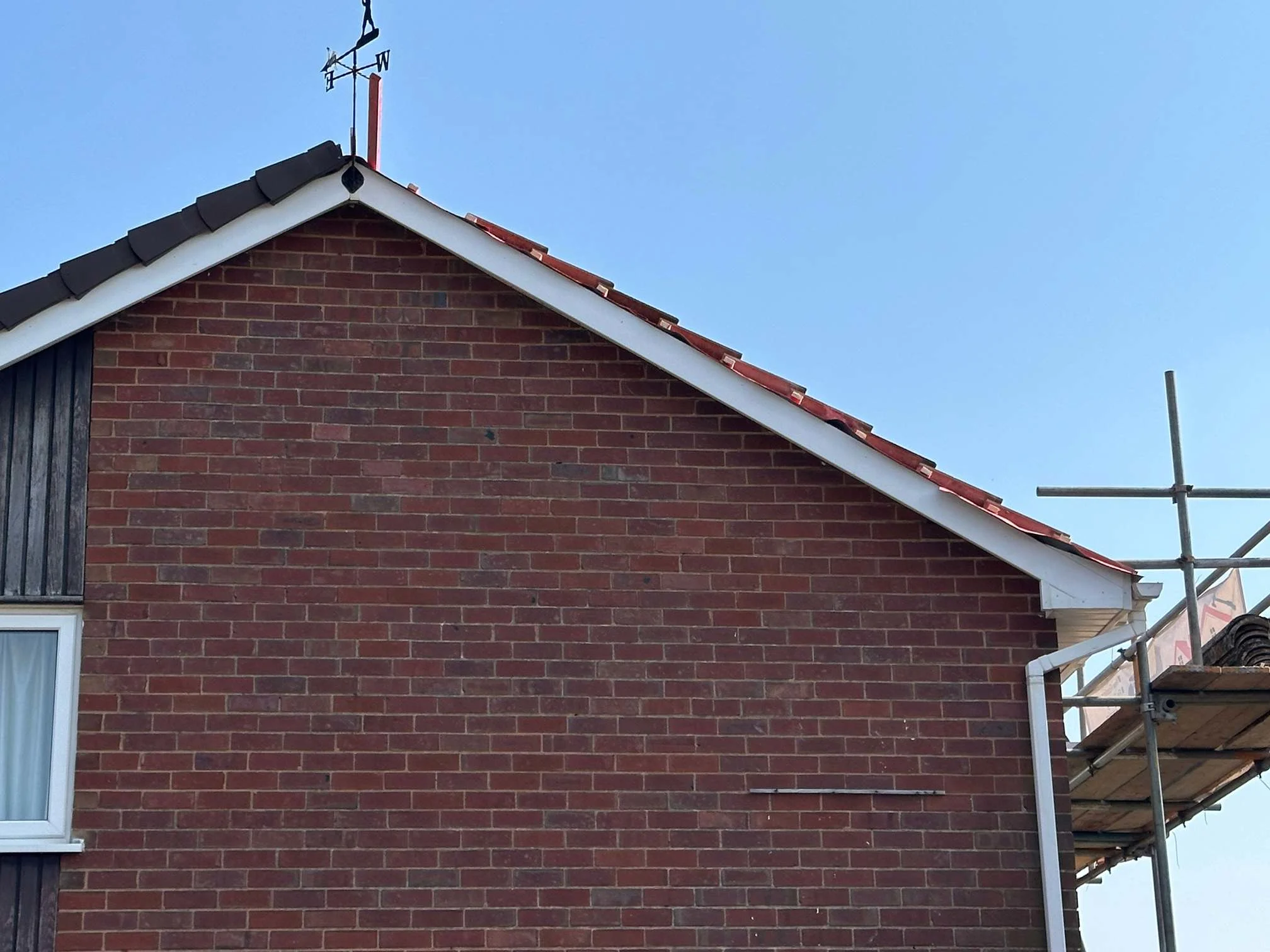 Images RedLine Roofing & Homes Ltd