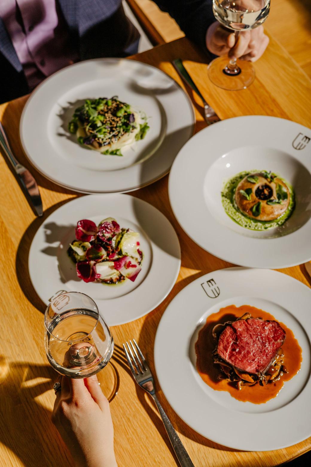 MARCUS Restaurant + Lounge