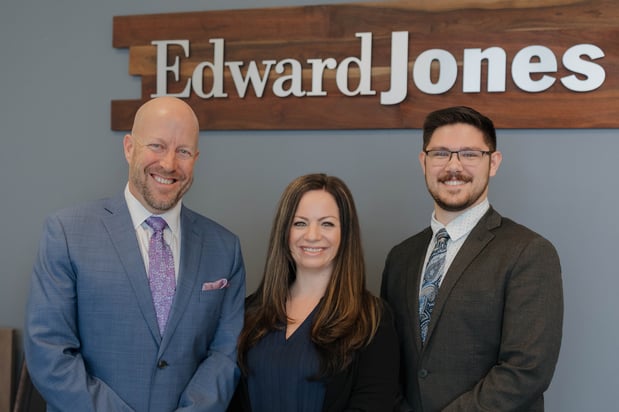 Images Pereira Wealth Management