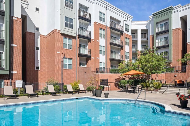 Images Camden College Park Apartments