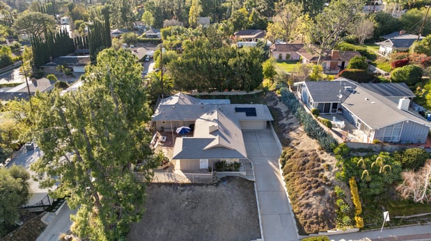 Images Anabella P. Jimenez Realty