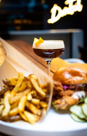 Images Dovetail Bar & Restaurant