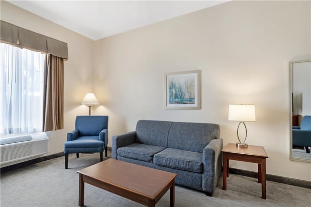 Images Best Western Plus Executive Hotel & Suites