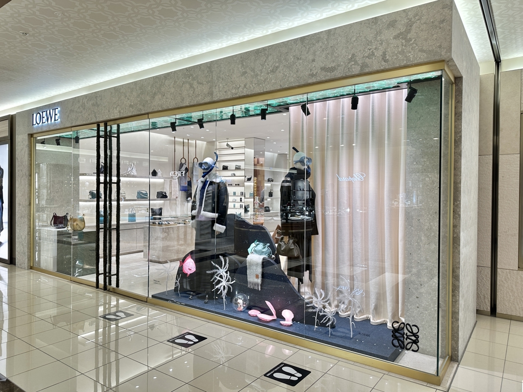 Images ロエベ 大丸心斎橋店