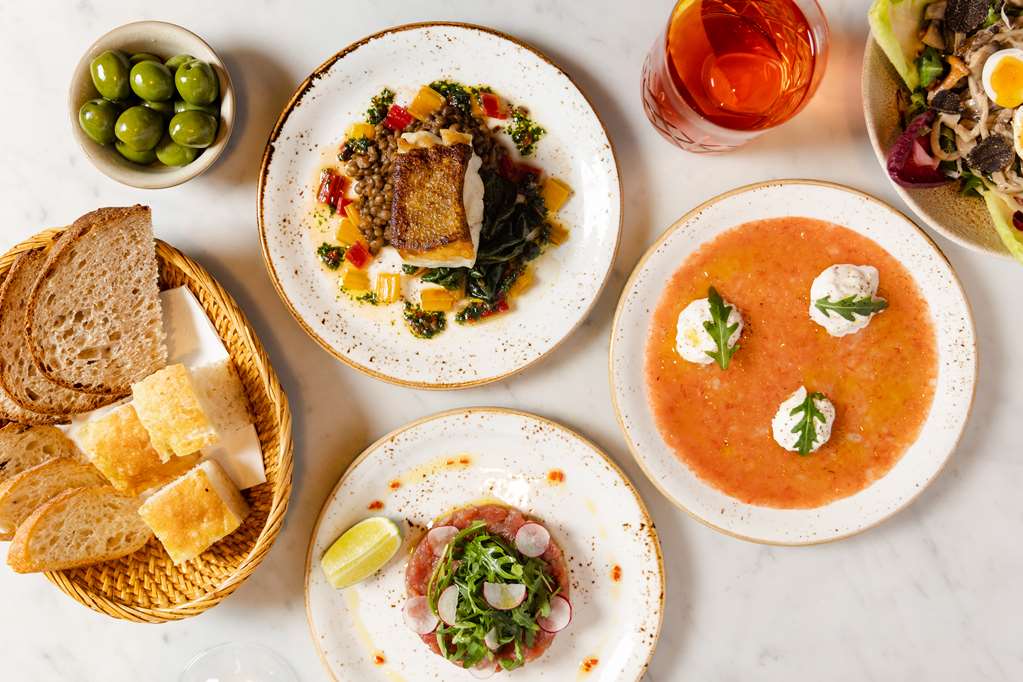 TOZI Restaurant Victoria