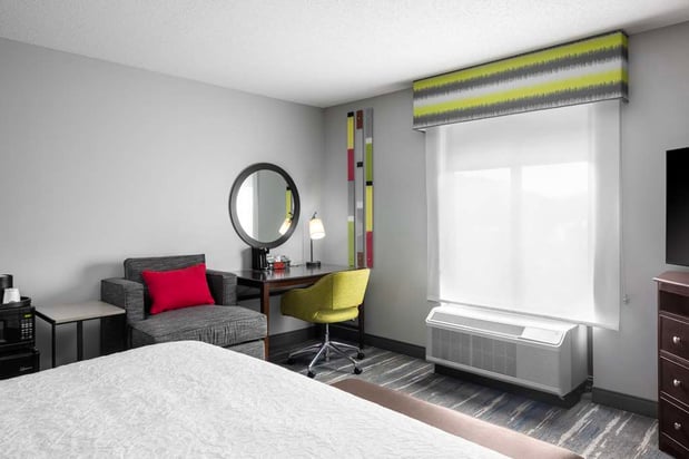 Images Hampton Inn & Suites Birmingham/280 East-Eagle Point