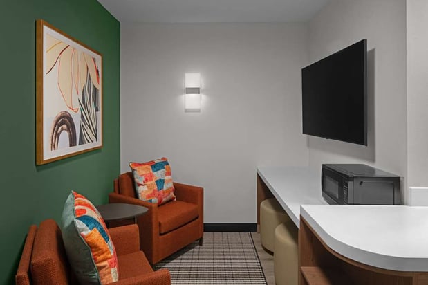 Images Embassy Suites by Hilton Madison Downtown