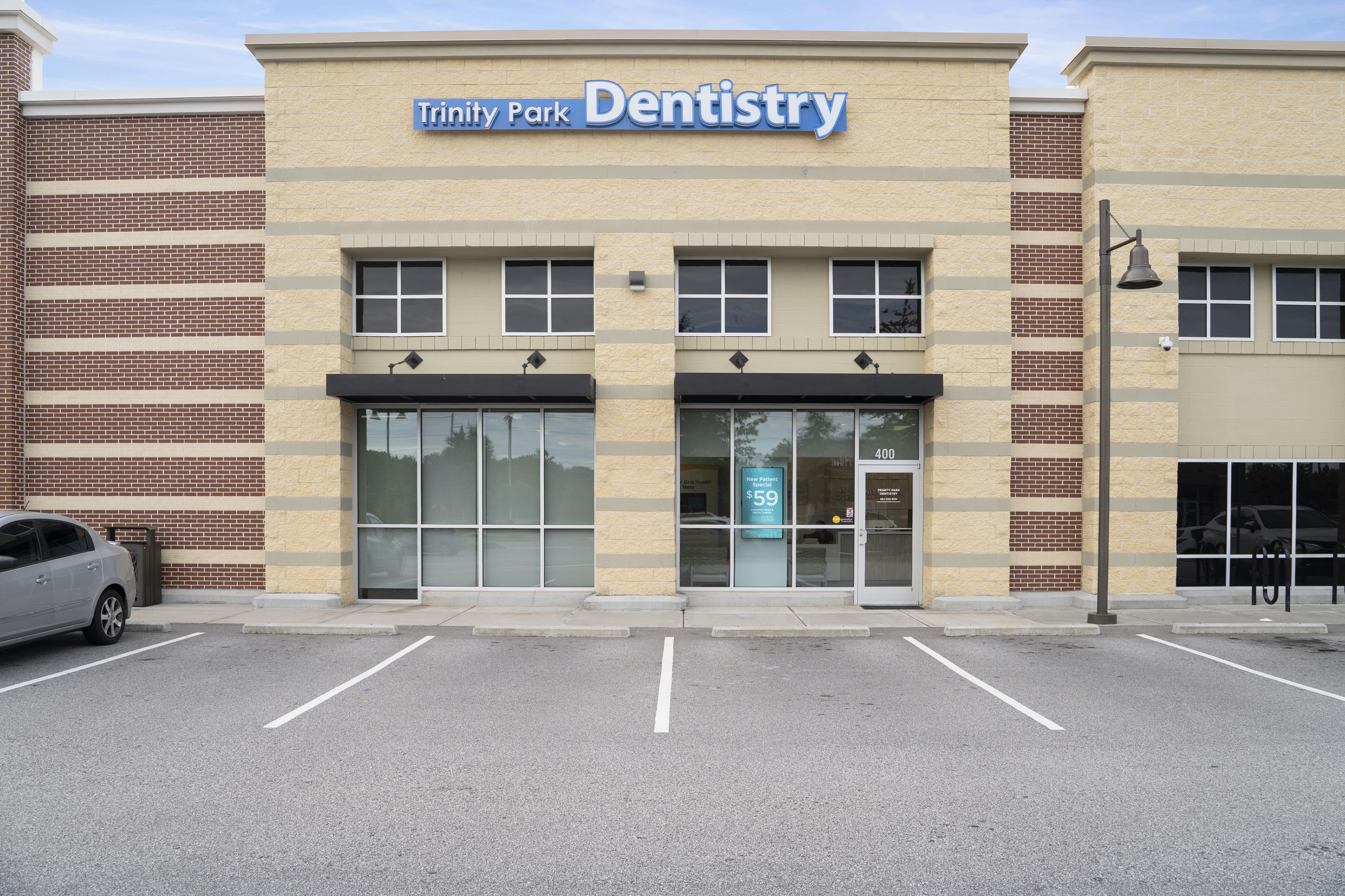 Looking for a dentist near me in Simpsonville SC? Look no further!