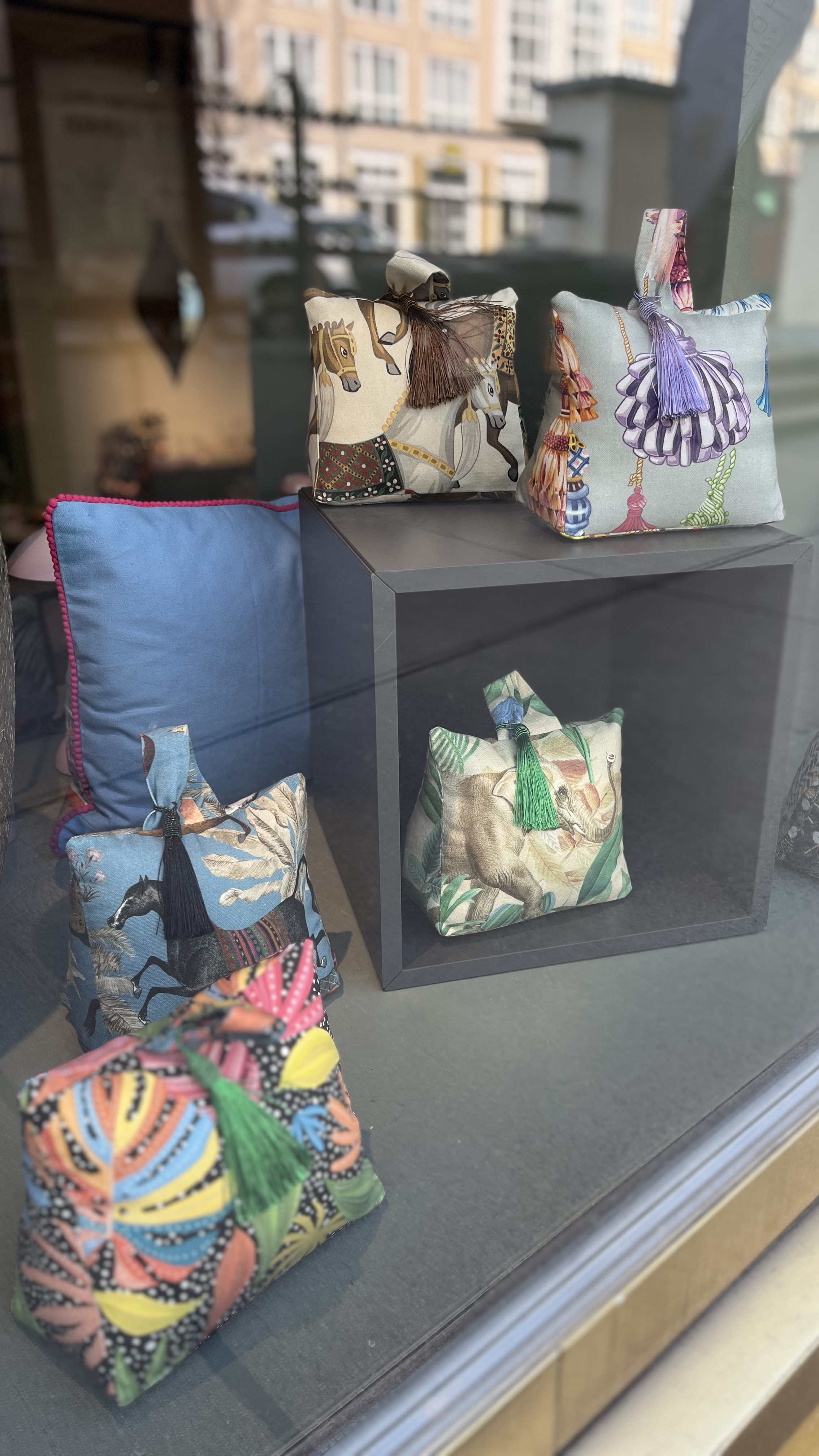 Bild 18 von HOLLY INTERIORS