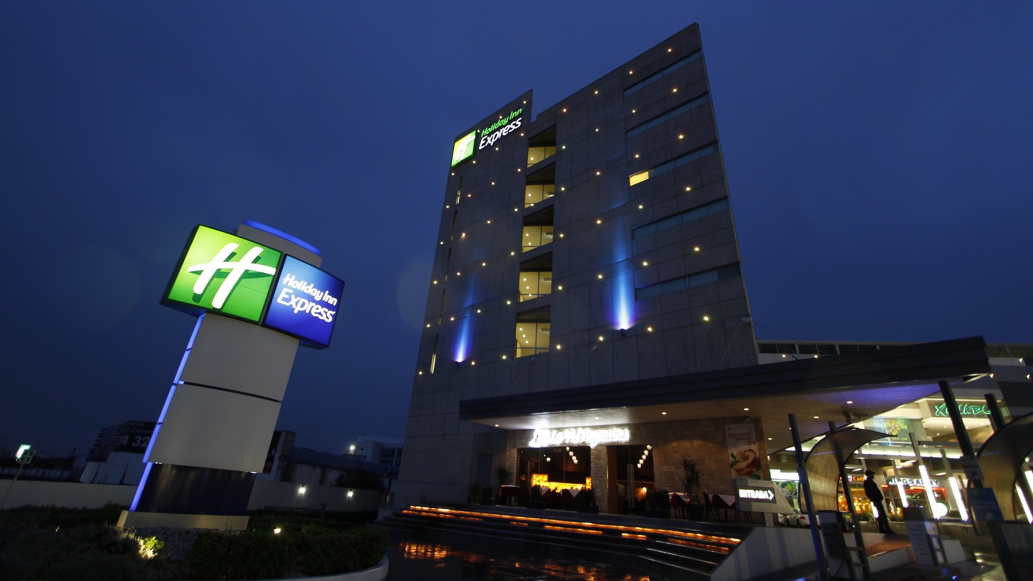 Images Holiday Inn Express Toluca Galerias Metepec by IHG