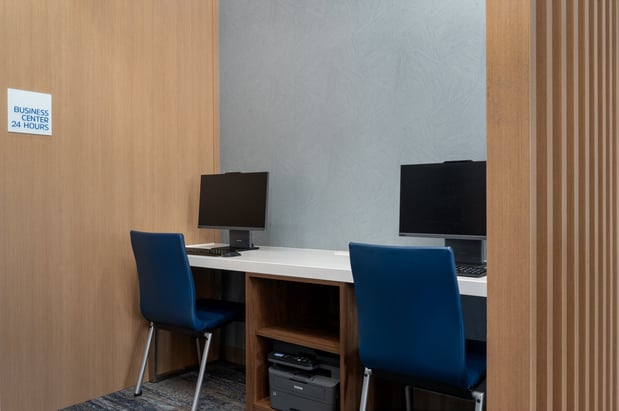 Images Holiday Inn Express & Suites Stevensville - Benton Harbor by IHG