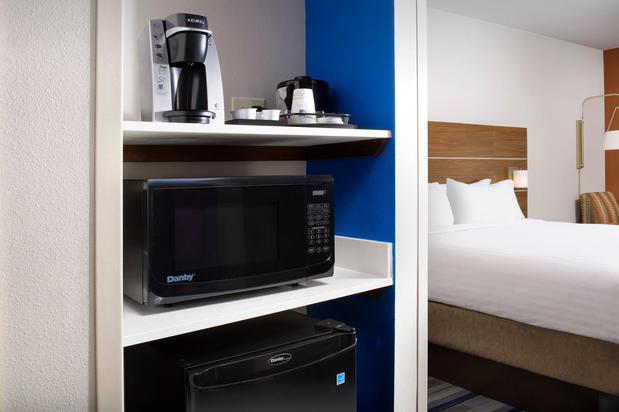 Images Holiday Inn Express & Suites New Braunfels by IHG
