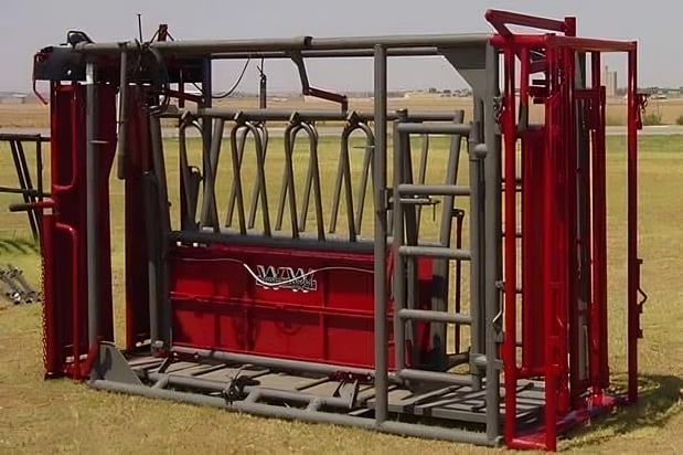 Images Dyer Equipment Sales Inc