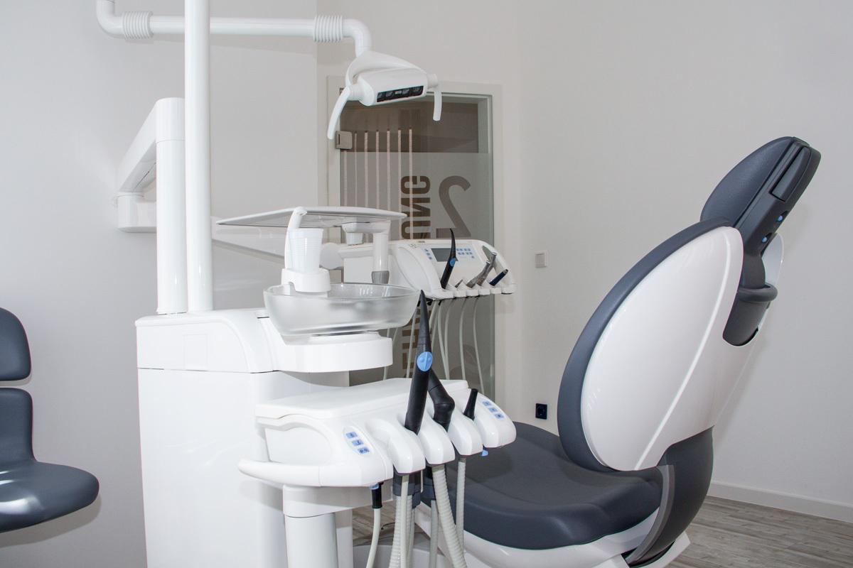 Zahnarztpraxis Dr. Miroslav Radev, Jägerstraße 11 in Nürnberg