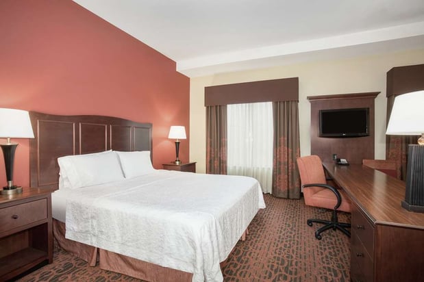 Images Hampton Inn & Suites Denver/South-RidgeGate