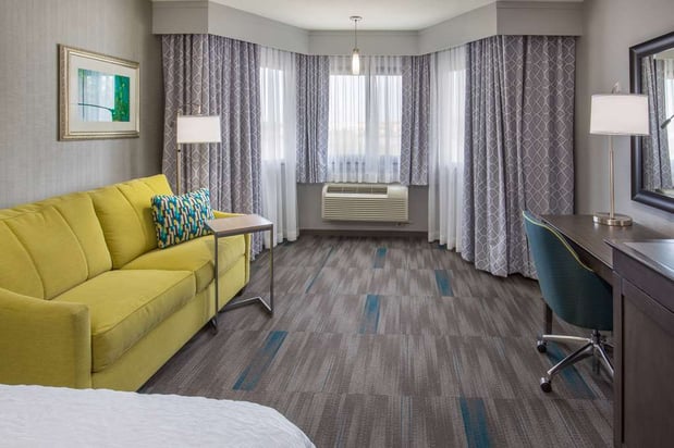Images Hampton Inn Monterey