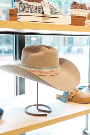 Images Ariat Brand Shop