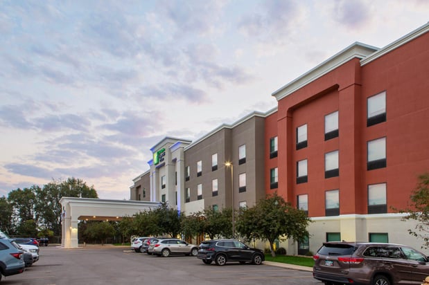 Images Holiday Inn Express & Suites Sioux City - Southern Hills by IHG