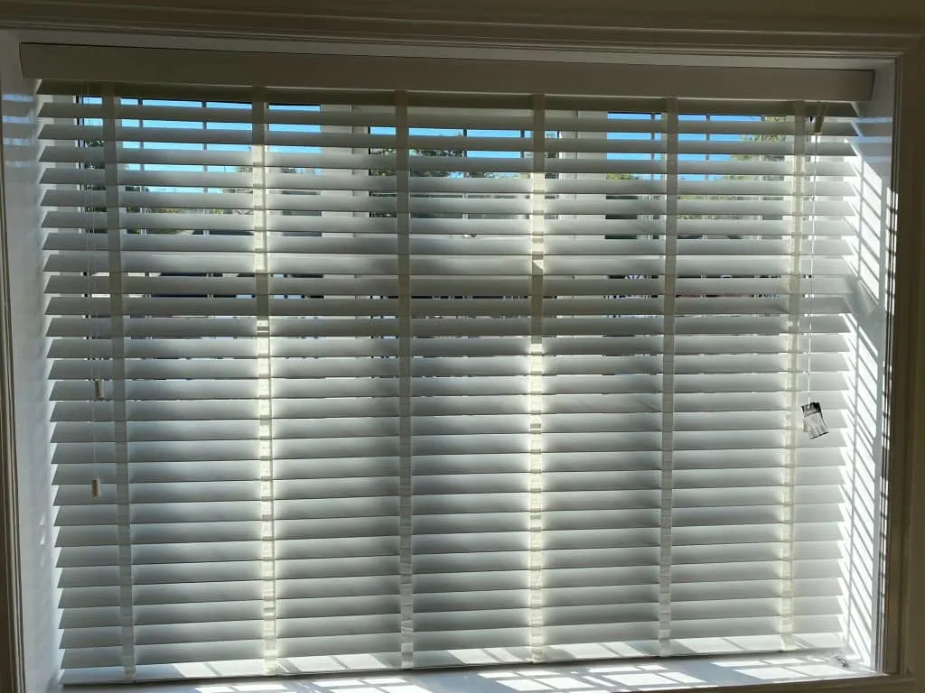 Images Household Bargain Centre & Chantelle Blinds