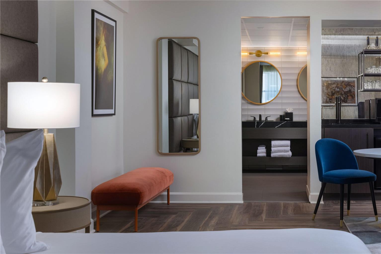 Guest room