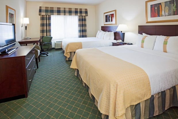 Images Holiday Inn Conference Ctr Marshfield by IHG