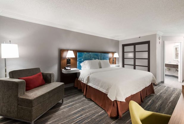 Images Hampton Inn & Suites Chicago/Hoffman Estates