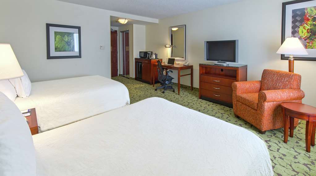Guest room Hilton Garden Inn Macon / Mercer University Macon (478)741-5527