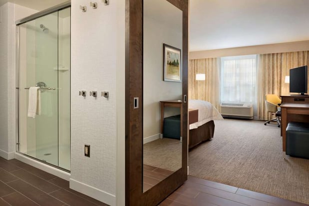 Images Hampton Inn Lincoln Airport