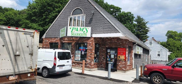 Images CoinFlip Bitcoin ATM - Pam's Market (Dedham)