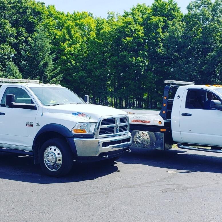 Tire Repair Near Me Open Sunday >> Flat Rate Towing & Service, Flint Michigan (MI ... Tire Repair Near Me Open Sunday >> Flat Rate Towing & Service, Flint Michigan (MI ...